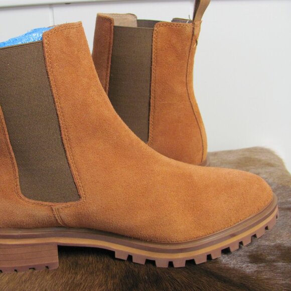 QUINCE SUEDE LEATHER CHELSEA  BOOTIE NIB - Picture 4 of 11